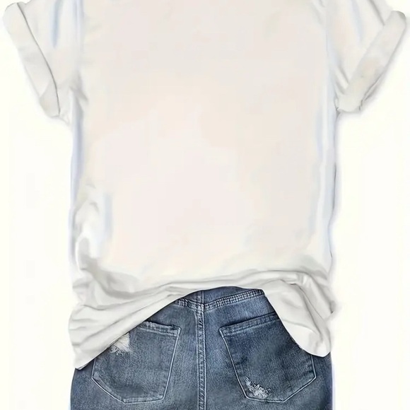 Be Kind White Graphic Tee NEW - Picture 2 of 4